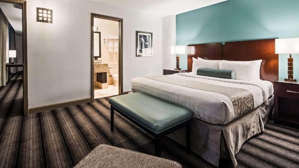 Best Western Chicago Downtown-River North image 4